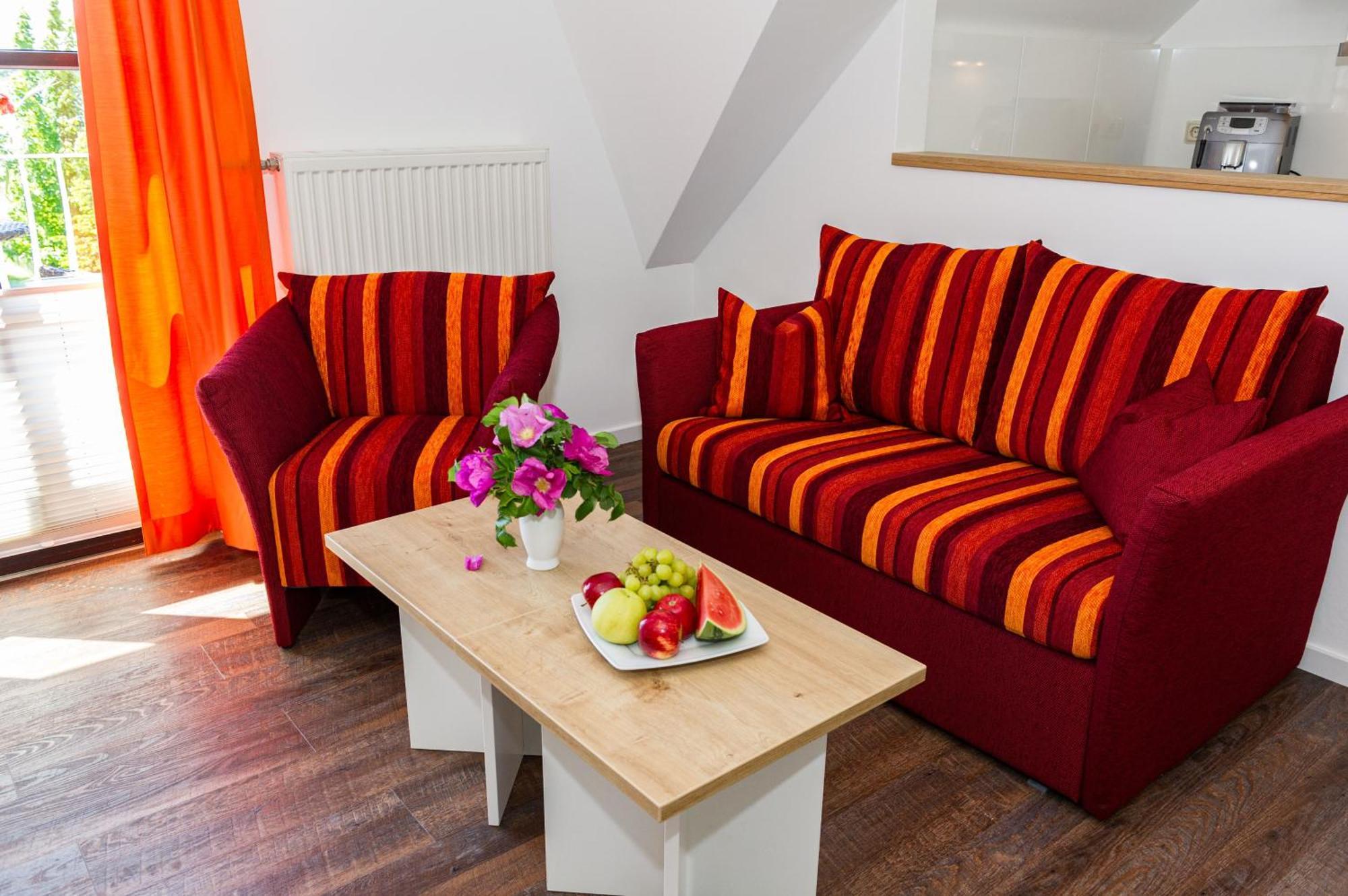 Selliner Ferienappartements Mit Balkon Und Seeblick ภายนอก รูปภาพ