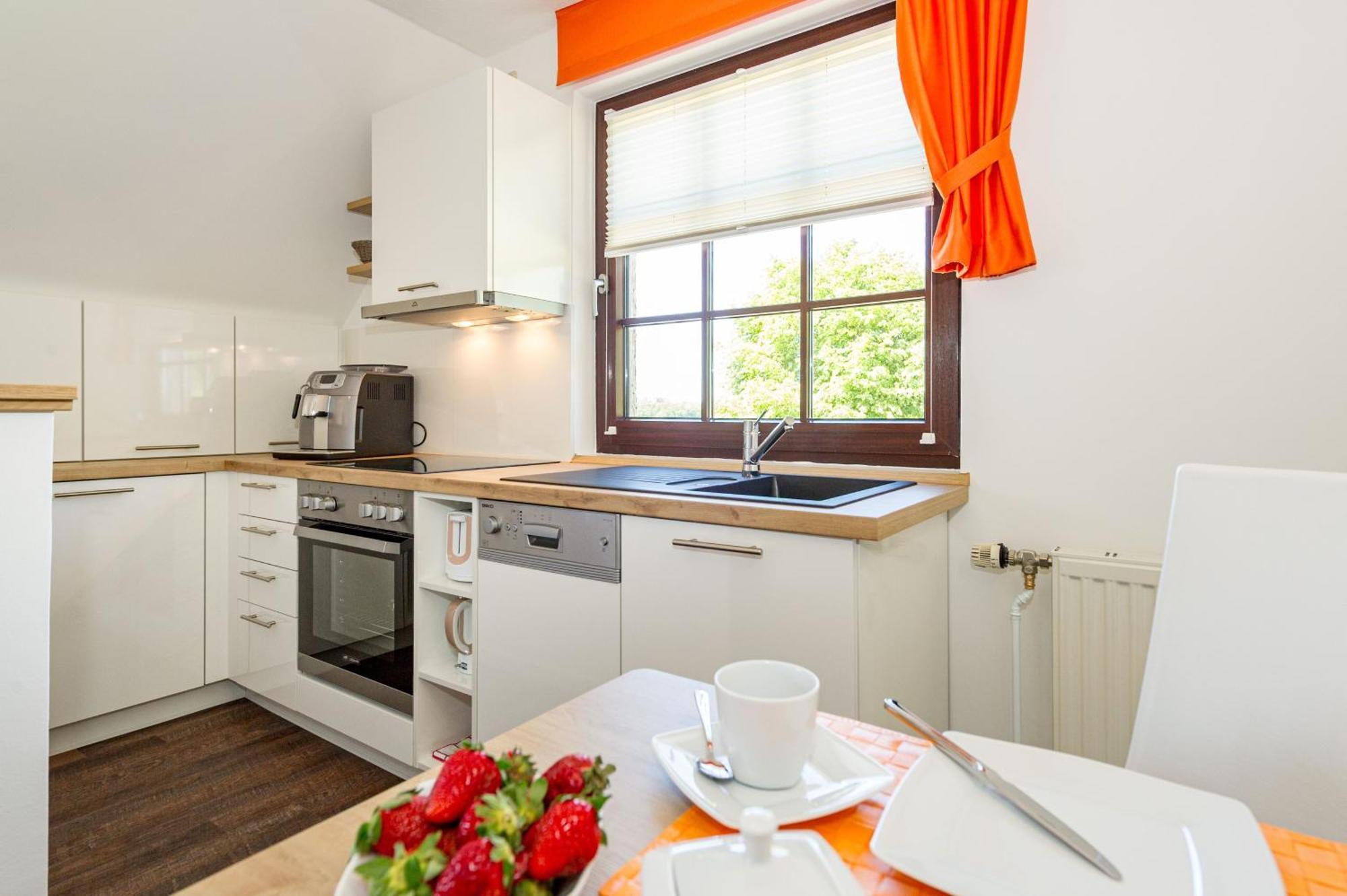 Selliner Ferienappartements Mit Balkon Und Seeblick ภายนอก รูปภาพ