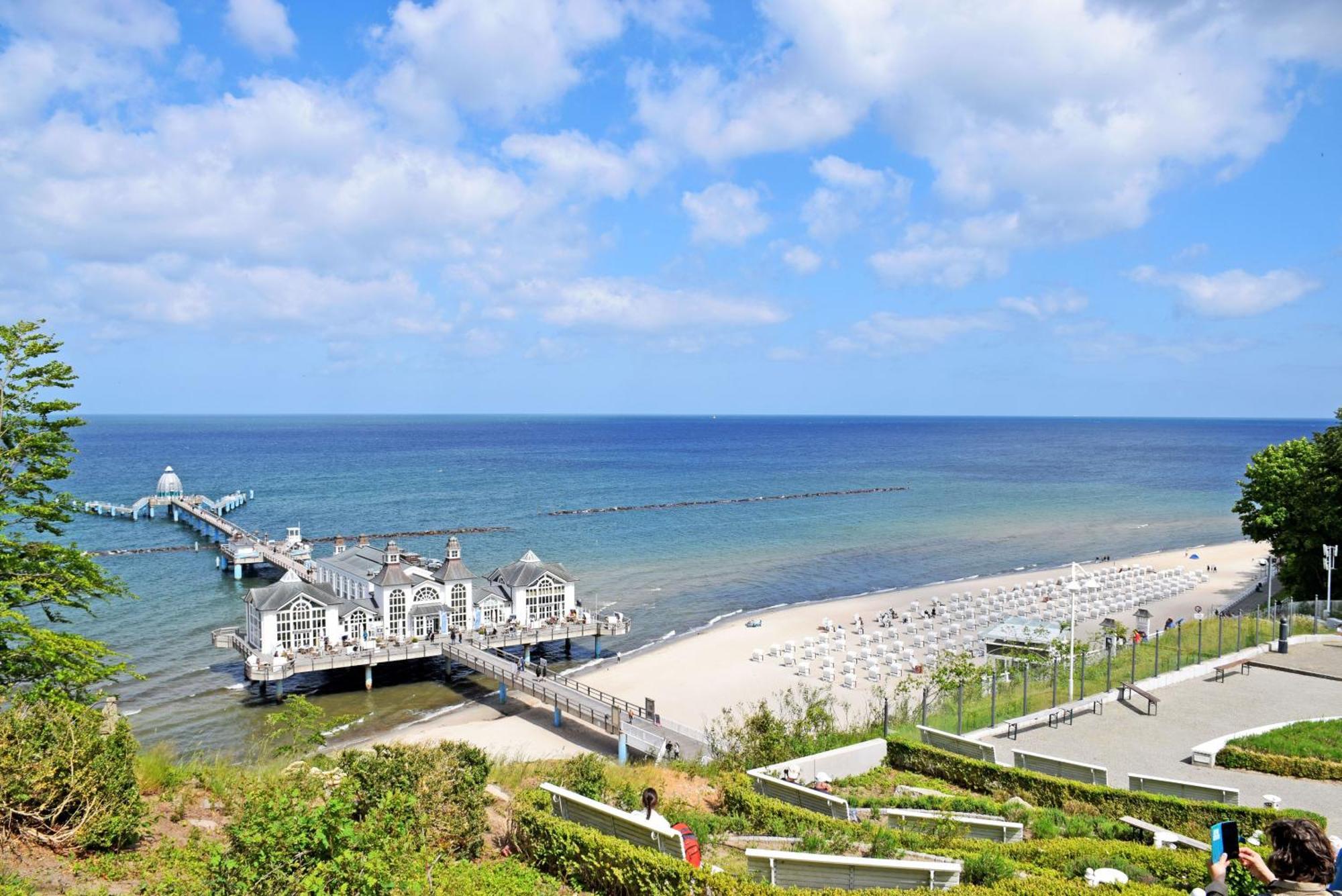 Selliner Ferienappartements Mit Balkon Und Seeblick ภายนอก รูปภาพ